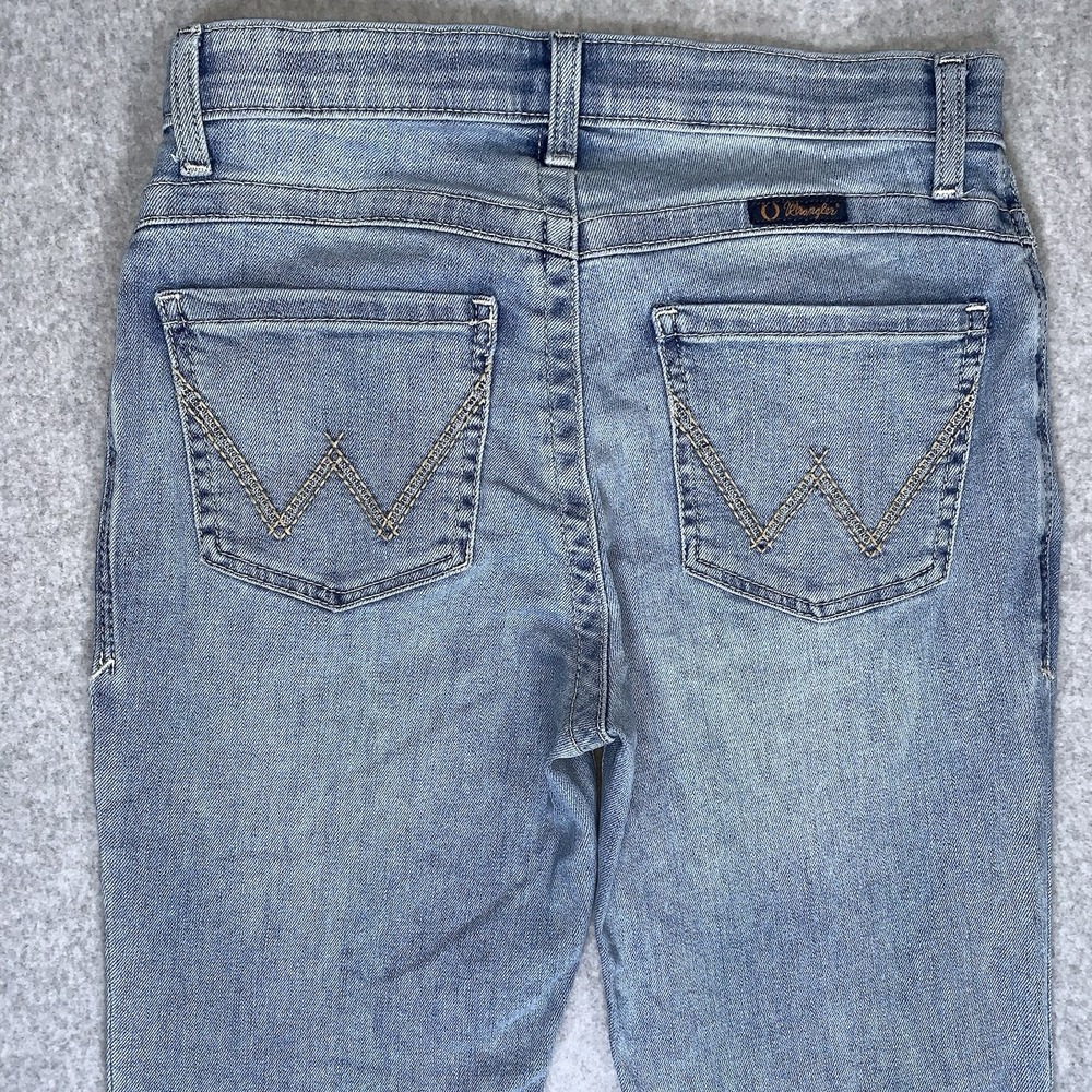 Wrangler Willow Jeans Womens 7x32 Blue Denim Ultimate Riding Bootcut Stretch - Picture 14 of 16